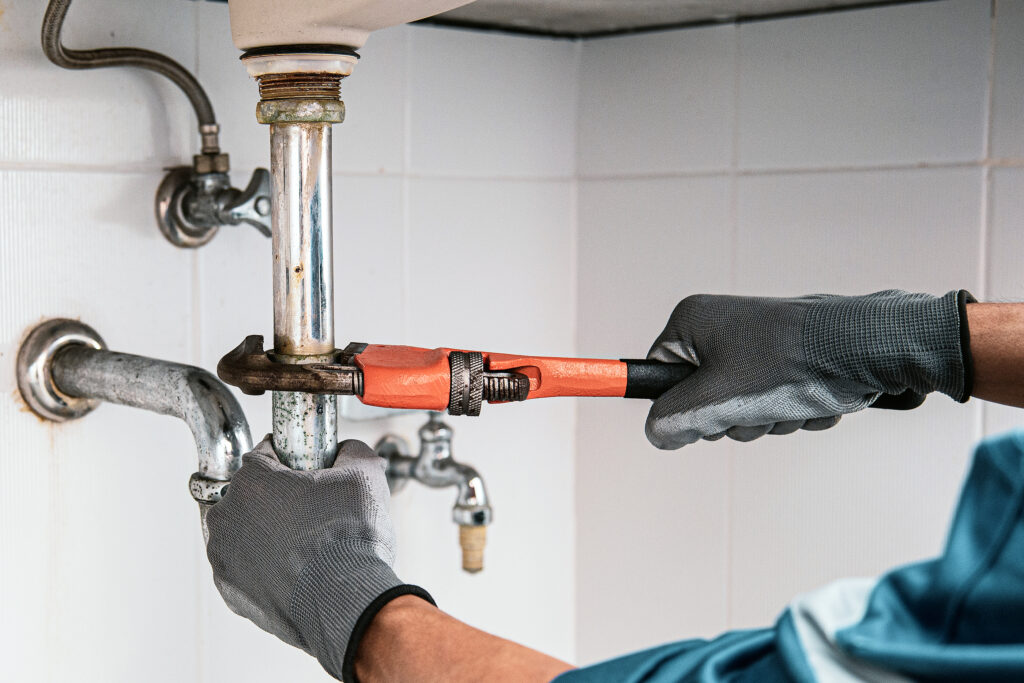 Leak Repair in Banquete